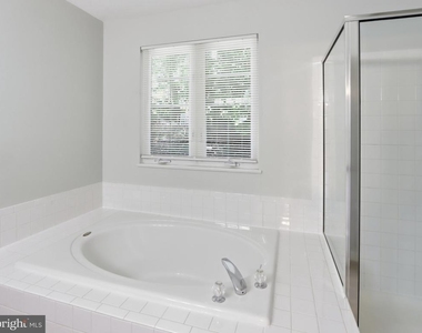 8 Quails Nest Court - Photo Thumbnail 24