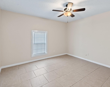 410 Old Thorndale Rd - Photo Thumbnail 22