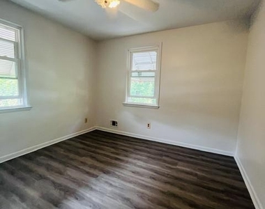 2707 Shirey Avenue - Photo Thumbnail 5