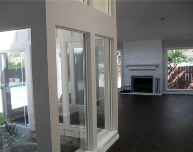 4804 Greystone Dr - Photo Thumbnail 21