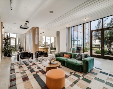 44 East Ave - Photo Thumbnail 15