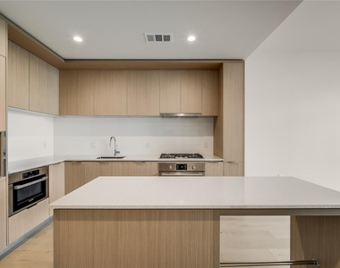 44 East Ave - Photo Thumbnail 1