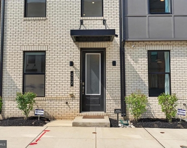 112 Glass Lane - Photo Thumbnail 22