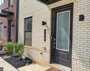 112 Glass Lane - Photo Thumbnail 23