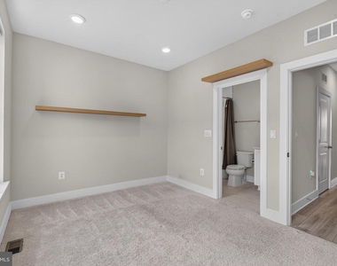 112 Glass Lane - Photo Thumbnail 48