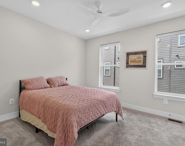 112 Glass Lane - Photo Thumbnail 71