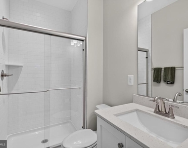 112 Glass Lane - Photo Thumbnail 62