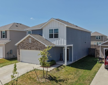 205 Waterbuck Loop - Photo Thumbnail 1