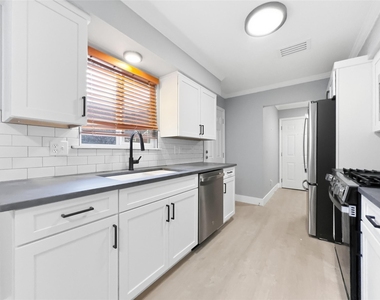 7107 Dan Jean Dr - Photo Thumbnail 8