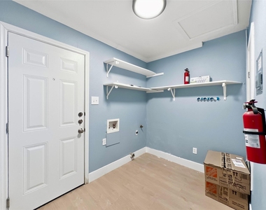 7107 Dan Jean Dr - Photo Thumbnail 15