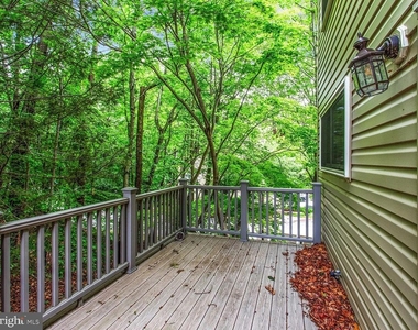 101 Quiet Waters Place - Photo Thumbnail 23