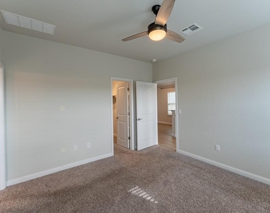8209 Mckamy Dr - Photo Thumbnail 24