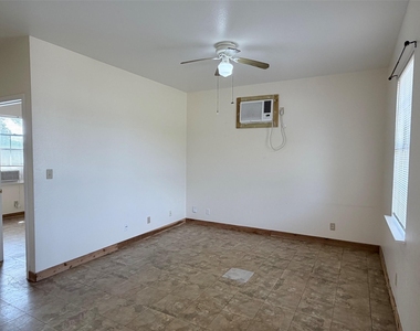 251 Zimmerman Ave - Photo Thumbnail 2