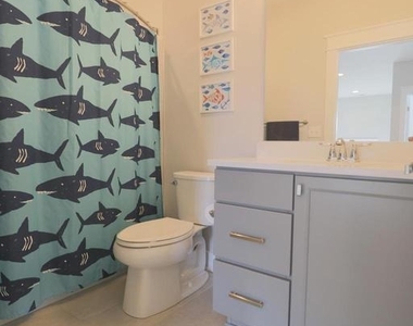 31569 Rachel Avenue - Photo Thumbnail 13