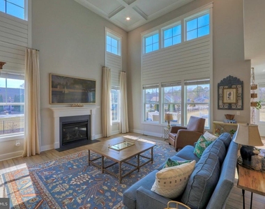31569 Rachel Avenue - Photo Thumbnail 2