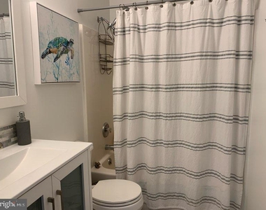 736 Hickman Drive - Photo Thumbnail 15
