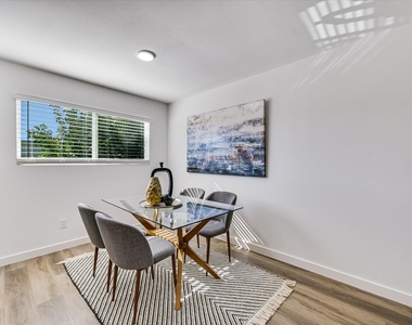 3703 Harmon Ave - Photo Thumbnail 5