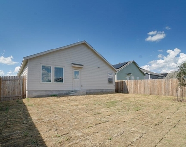 433 Whoopers Loop - Photo Thumbnail 19