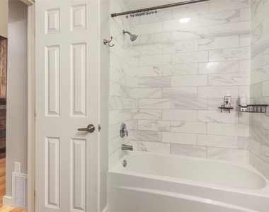 602 W Grady Dr - Photo Thumbnail 25