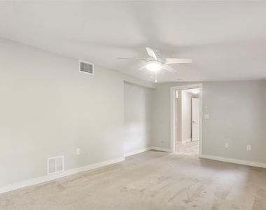 602 W Grady Dr - Photo Thumbnail 16
