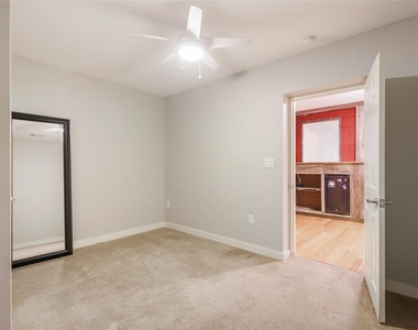 602 W Grady Dr - Photo Thumbnail 21