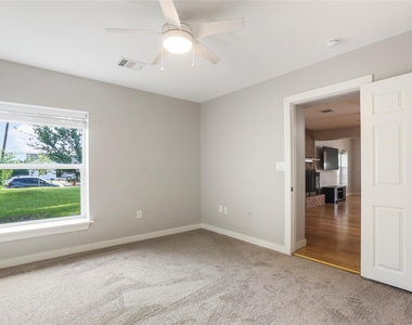 602 W Grady Dr - Photo Thumbnail 29