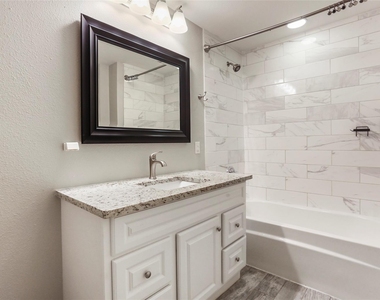 602 W Grady Dr - Photo Thumbnail 12