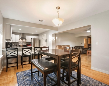 602 W Grady Dr - Photo Thumbnail 7