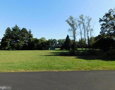 1242 S Governors Avenue - Photo Thumbnail 44