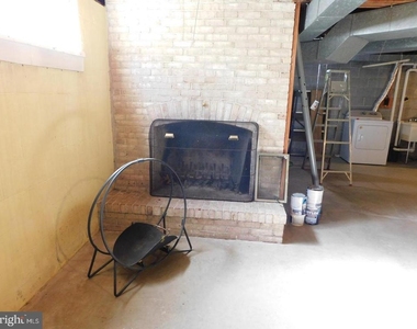 1242 S Governors Avenue - Photo Thumbnail 35