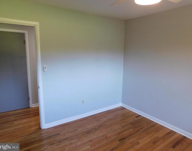 1242 S Governors Avenue - Photo Thumbnail 22