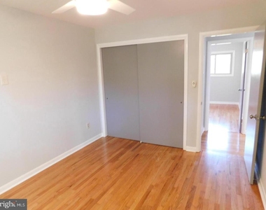 1242 S Governors Avenue - Photo Thumbnail 29