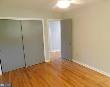 1242 S Governors Avenue - Photo Thumbnail 30