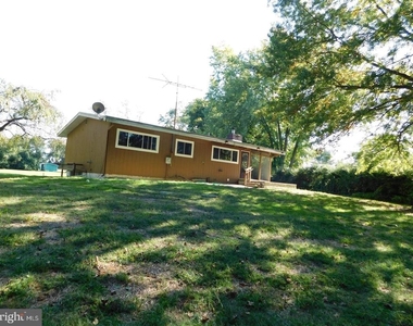1242 S Governors Avenue - Photo Thumbnail 39