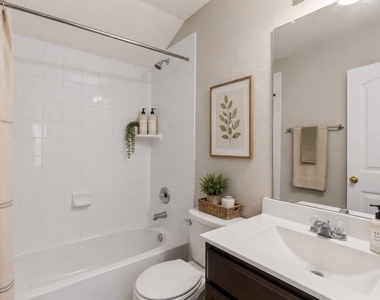 314 Dusky Thrush Dr - Photo Thumbnail 17