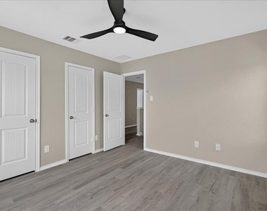 13521 Martha Washington Pl - Photo Thumbnail 21