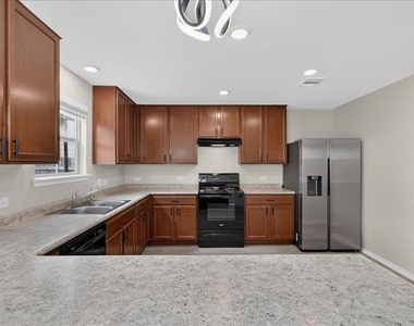 13521 Martha Washington Pl - Photo Thumbnail 14