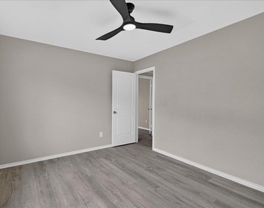 13521 Martha Washington Pl - Photo Thumbnail 28