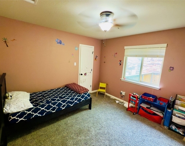 209 Monahans Dr - Photo Thumbnail 17