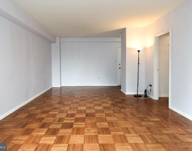 3601 Wisconsin Avenue Nw - Photo Thumbnail 8
