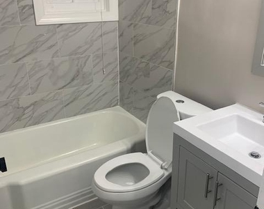 2 Galveston Place Sw - Photo Thumbnail 4