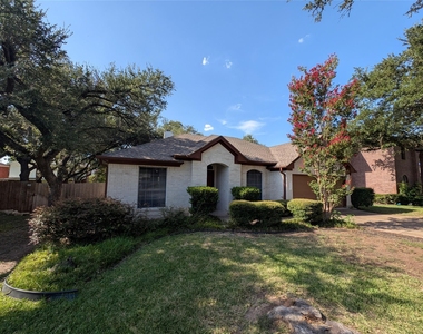 1325 Roadrunner Dr - Photo Thumbnail 1