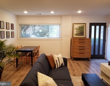 4601 6th Street Se - Photo Thumbnail 10