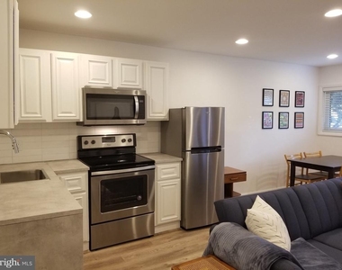 4601 6th Street Se - Photo Thumbnail 6