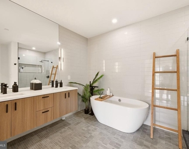 320 Webster Street Nw - Photo Thumbnail 6
