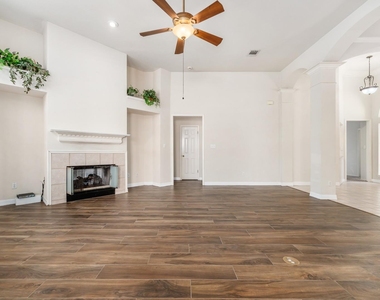1108 Antelope Rdg - Photo Thumbnail 16