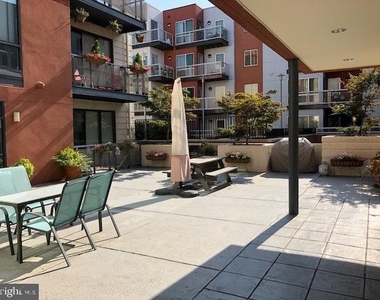 1425 Euclid Street Nw - Photo Thumbnail 3