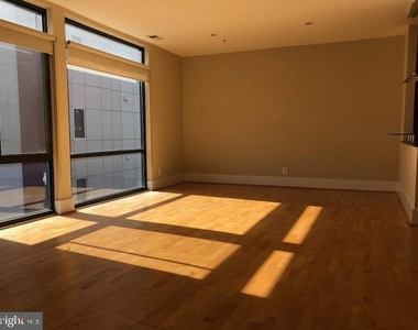 1425 Euclid Street Nw - Photo Thumbnail 8