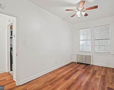 1111 Queen Street Ne - Photo Thumbnail 5