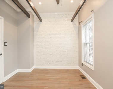 544 Newton Place Nw - Photo Thumbnail 12